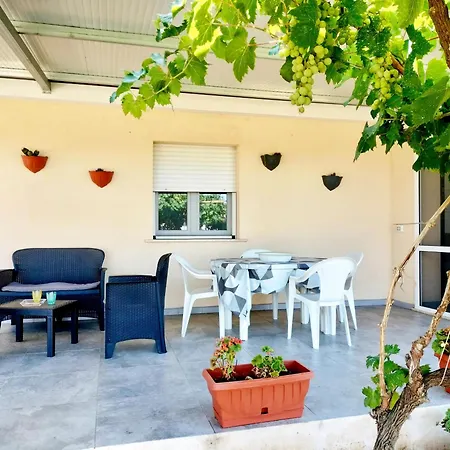 Ferienhaus La Greenhouse -