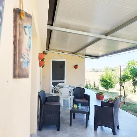 Ferienhaus La Greenhouse - *